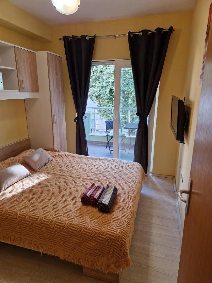 Apartments Ivano Klek Extérieur photo
