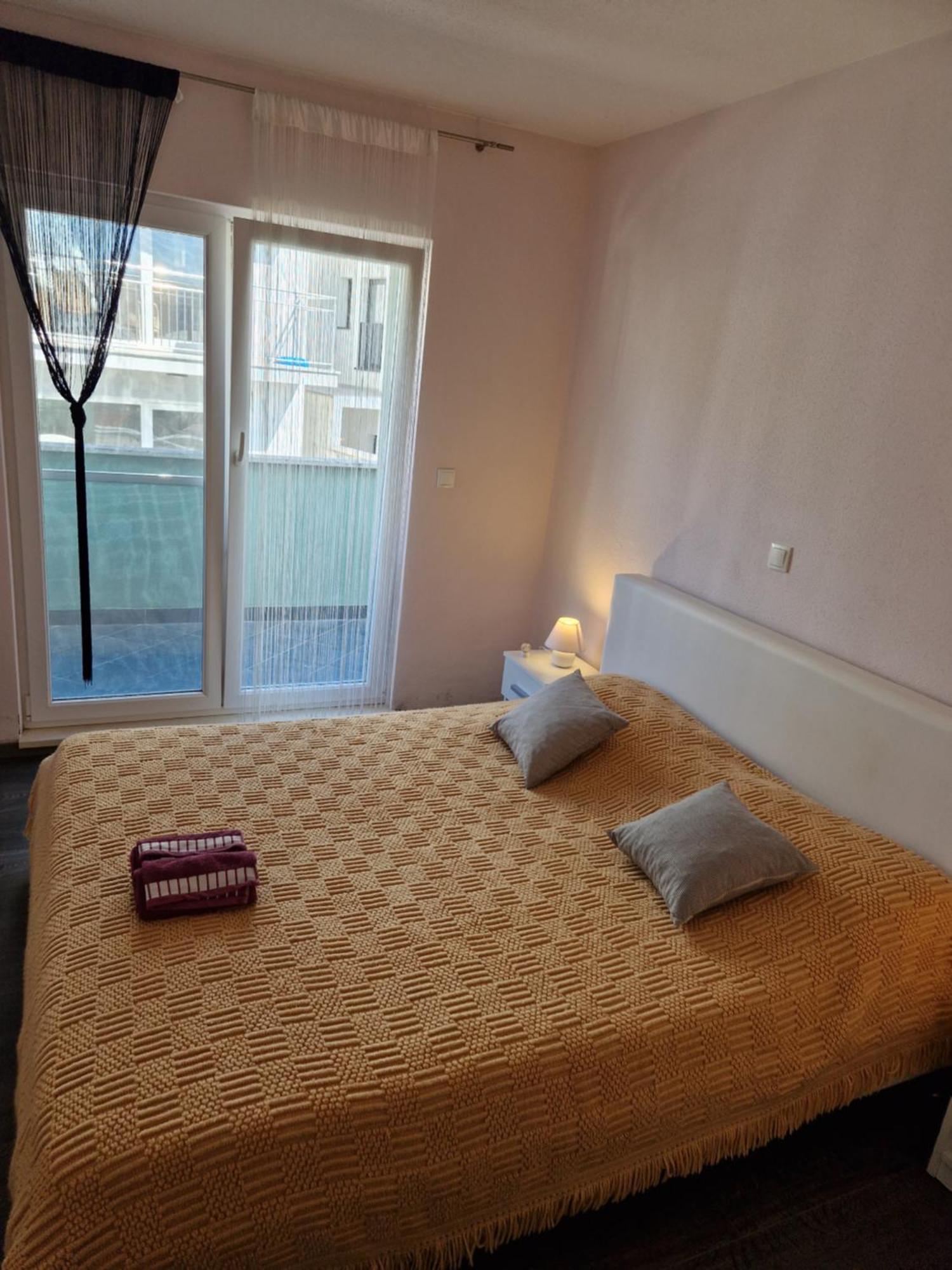Apartments Ivano Klek Chambre photo