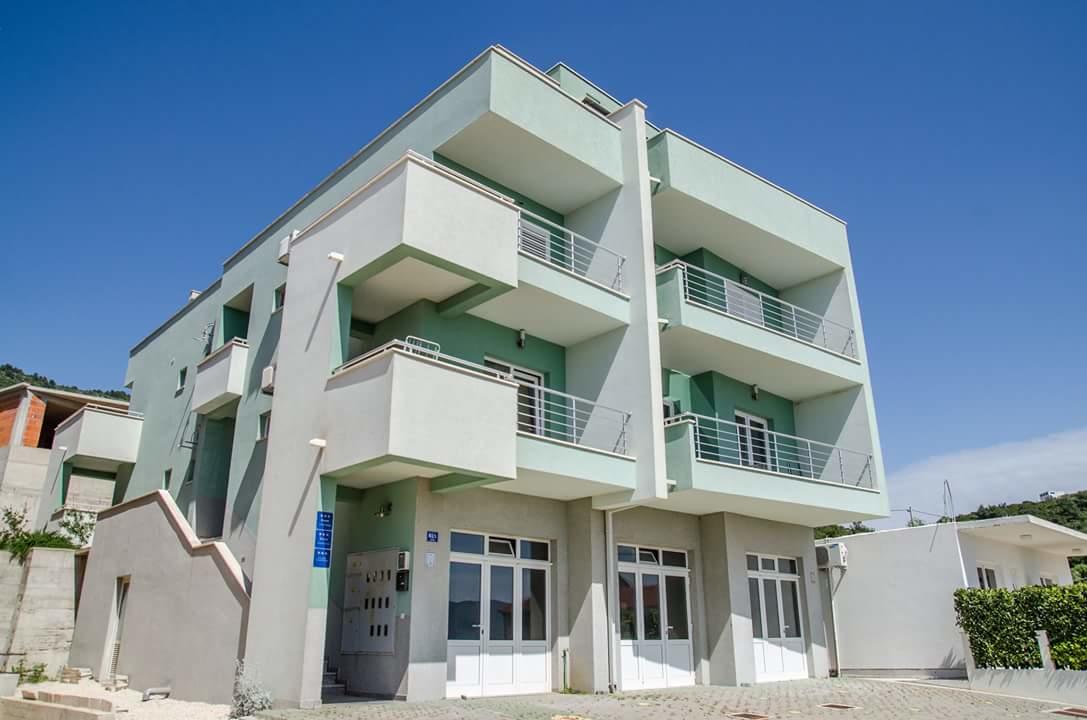 Apartments Ivano Klek Extérieur photo